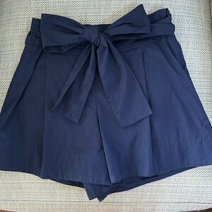 Vineyard Vines Navy Shorts with Bow